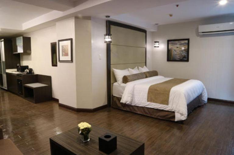 My Happy Place West Avenue Suites 케손시티 외부 사진